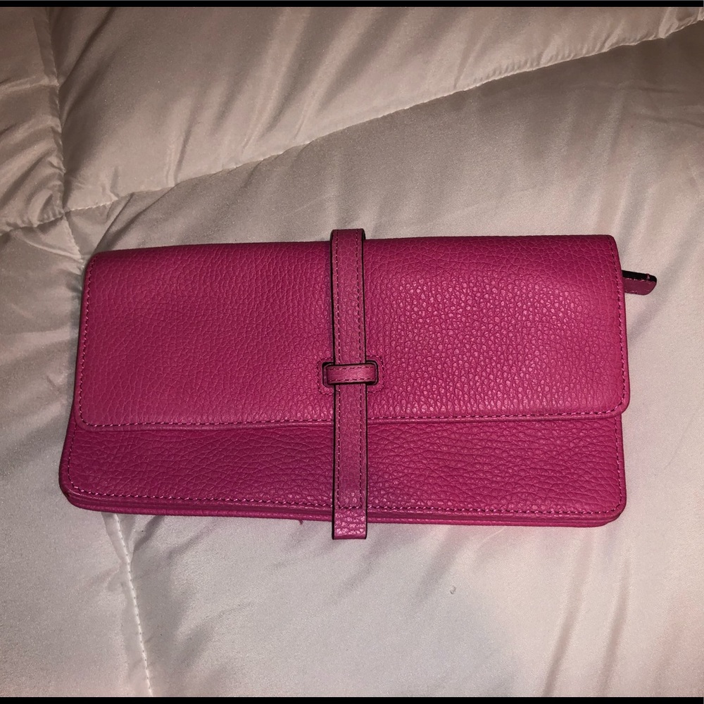 hot pink wallet! Super cute